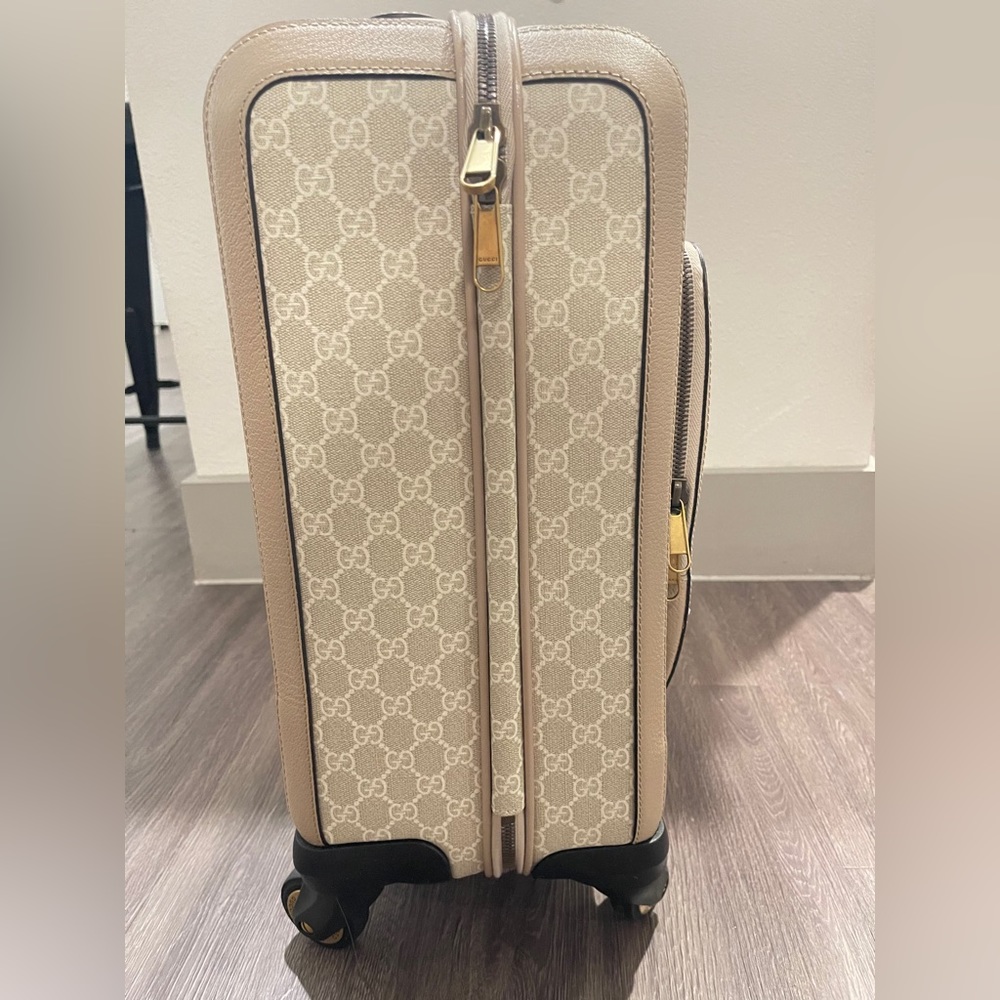 Gucci Savoy Small Cabin
Trolley - Picture 9 of 13